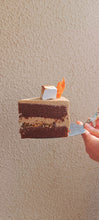 Load image into Gallery viewer, Chocolate S&#39;more Cake

