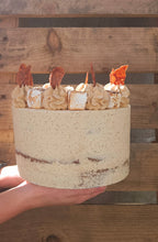 Load image into Gallery viewer, Chocolate S&#39;more Cake
