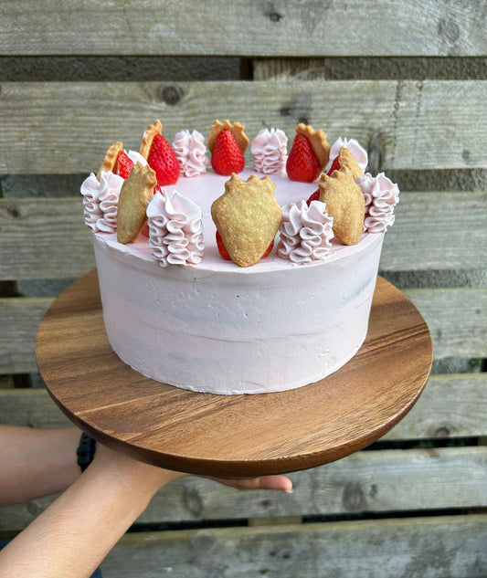 Summer Cake: Strawberry & Vanilla